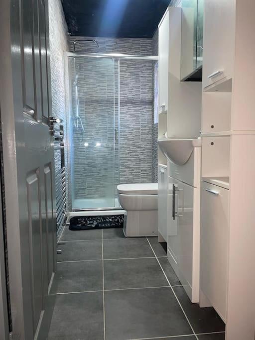 Modern 2 Bedroom Apartment In Derby City Centre Eksteriør bilde