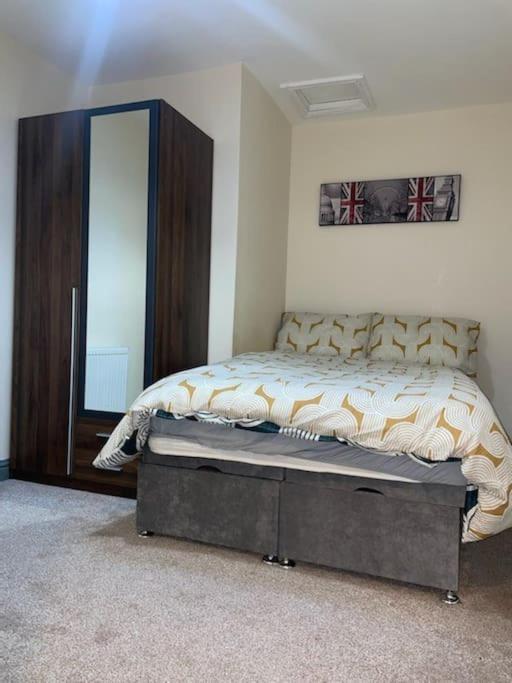 Modern 2 Bedroom Apartment In Derby City Centre Eksteriør bilde